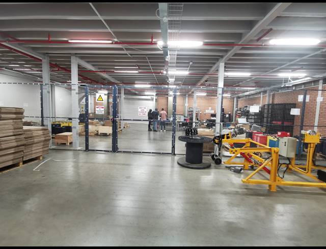 9,725M² WAREHOUSE TO LET IN STERKFONTEIN AH